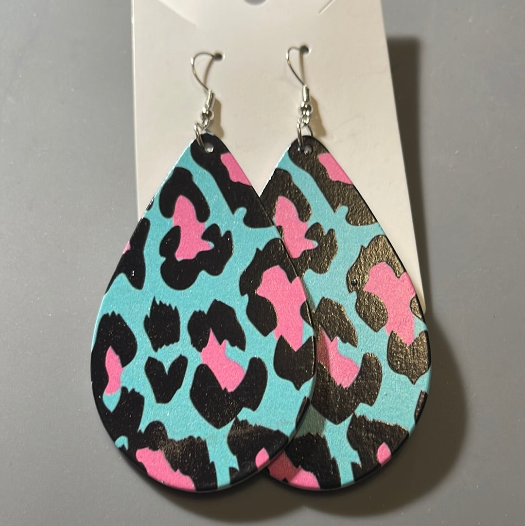 Pink/black/turquoise leopard print