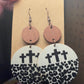 Wood round cross leopard print