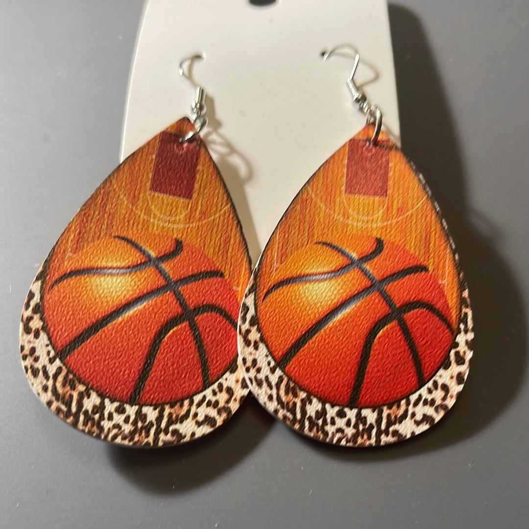 Leopard basketball