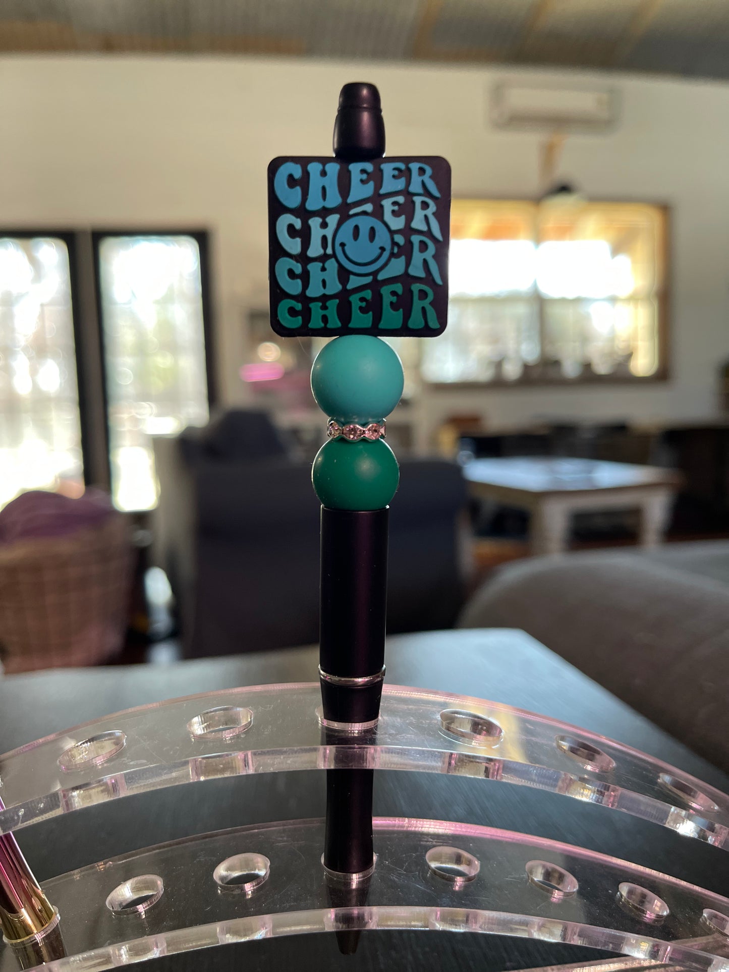 Blue/green cheer pen