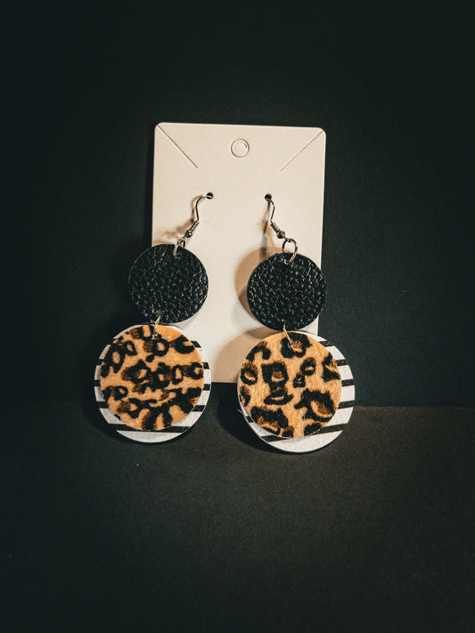 Leopard/black/white circles